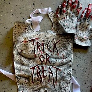 Halloween apron and gloves